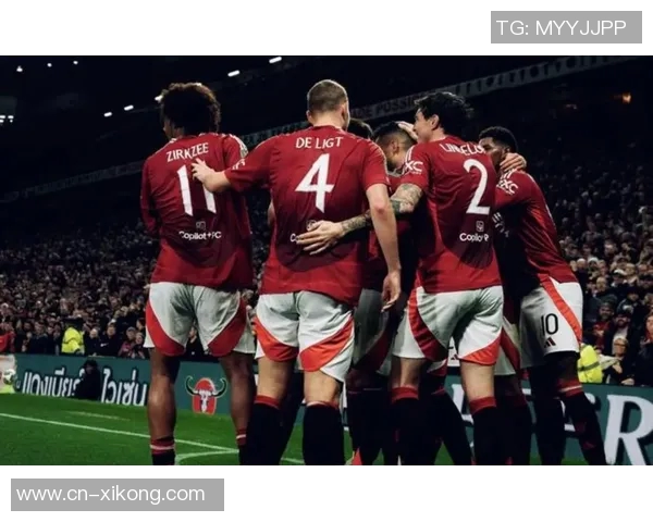 曼联小将谢伊莱西受邀英格兰队训练课展现潜力与成长