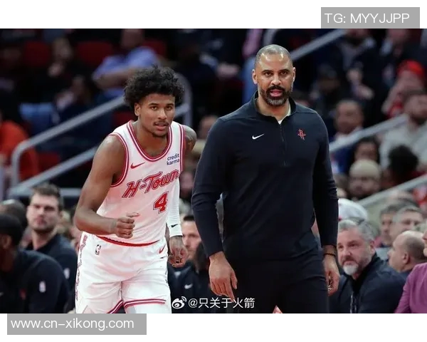 乌度卡谈比赛策略强调上半场表现不佳希望第三节有所突破